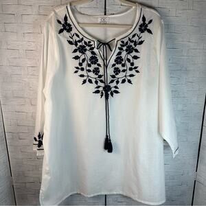 CC Chic Connection lightweight White Navy Embroidery-tunic bohemian plus size